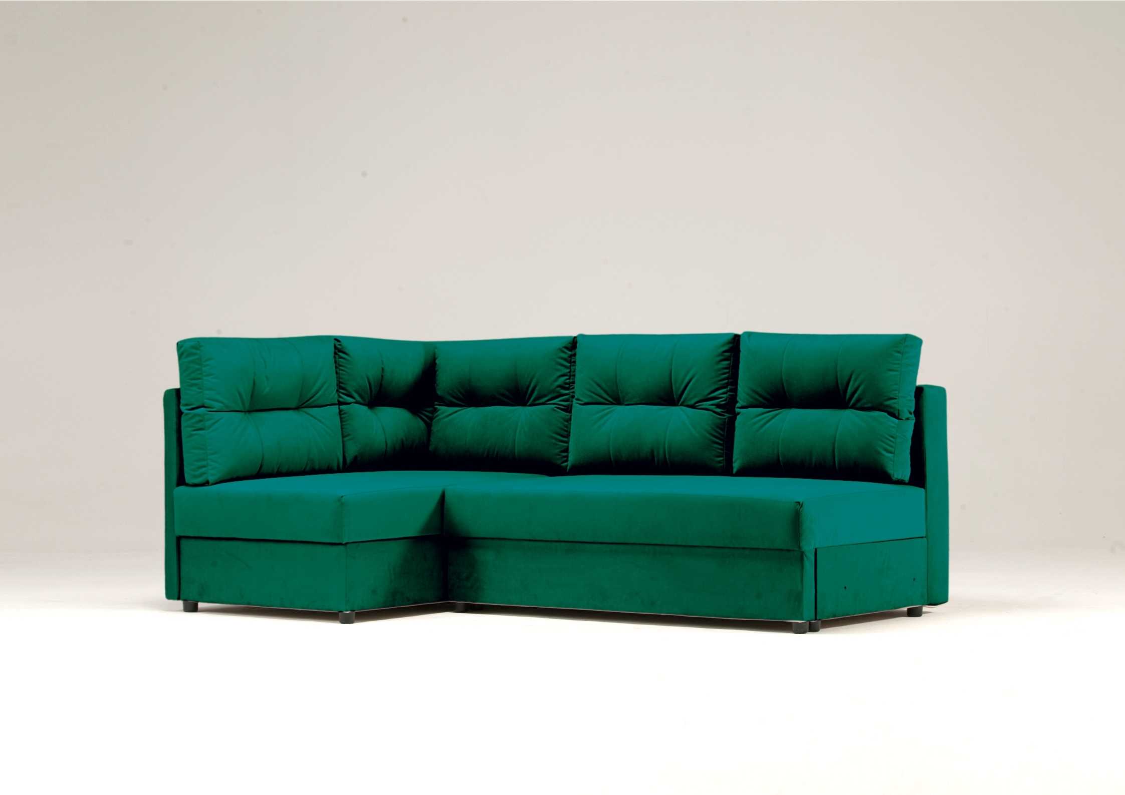 Mały narożnik z pikowanymi poduszkami zielony